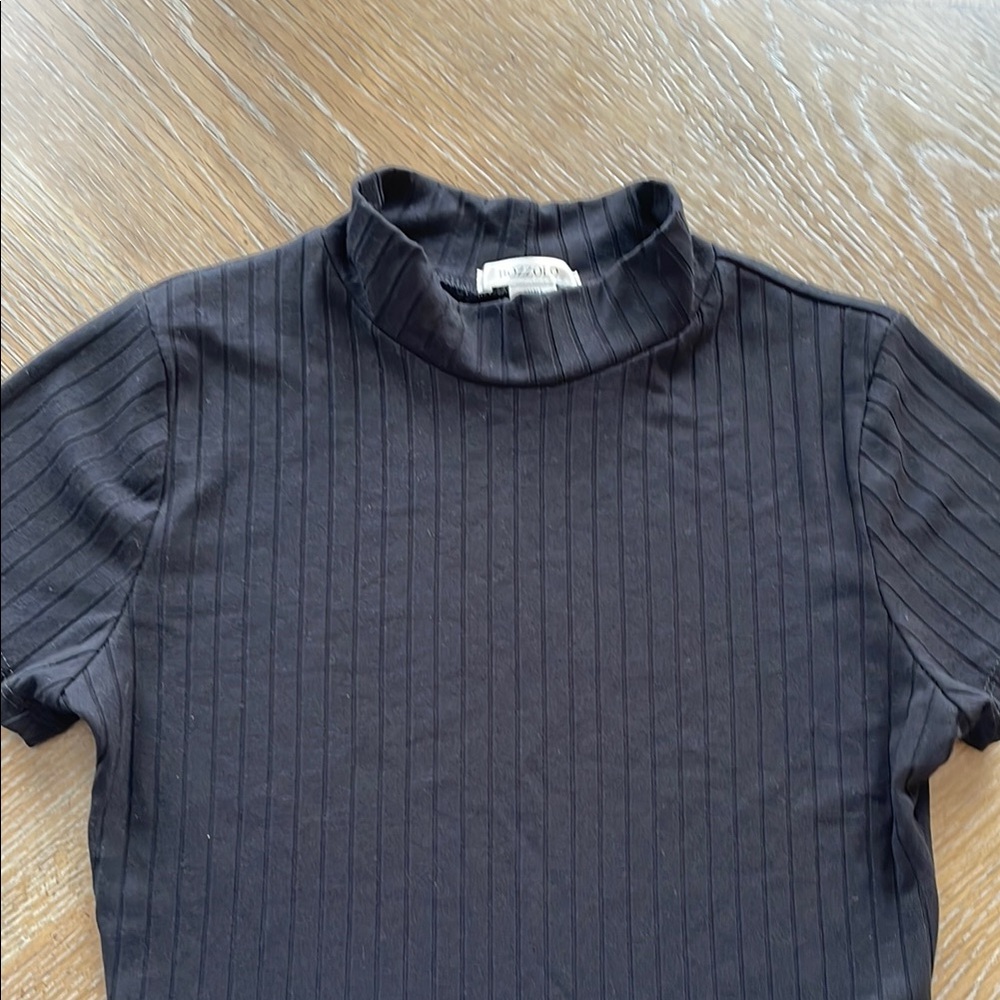 Bozzolo Ribbed Crop Top - Picture 4 of 5